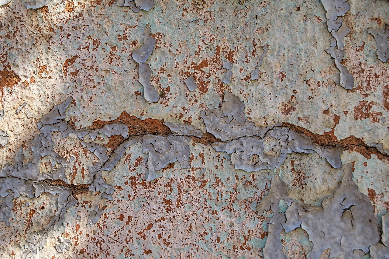 découvrez les causes, les risques et les solutions pour les fissures sur les façades afin de préserver l'intégrité et l'esthétique de votre bâtiment.